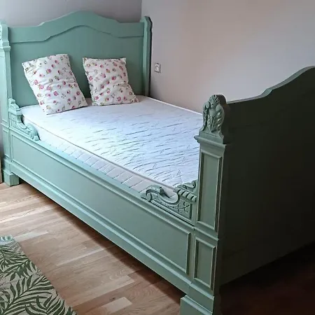 Les Roses D'olga * Aubechies