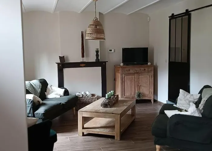 Les Roses D'olga Holiday home Aubechies