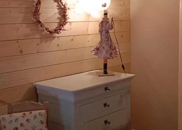 Les Roses D'olga Holiday home *