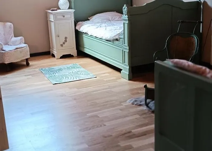 Les Roses D'olga Holiday home *